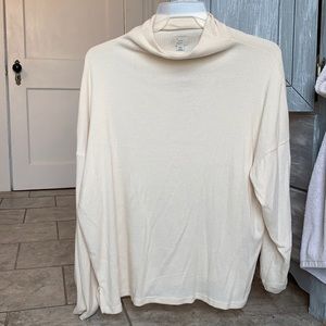 Thin cream sweater. Size- XXL very loose and comfy
